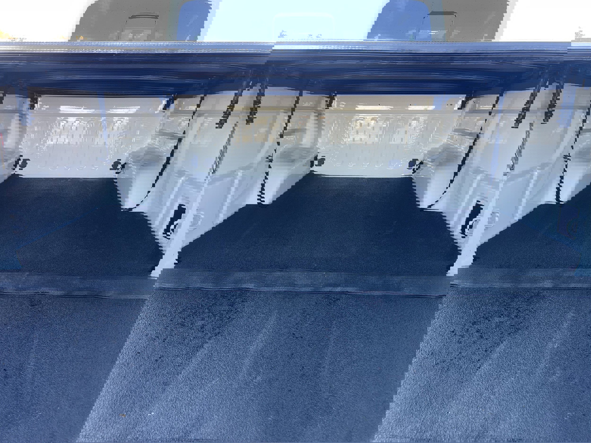 Used 2022 Jeep Gladiator Overland image 12