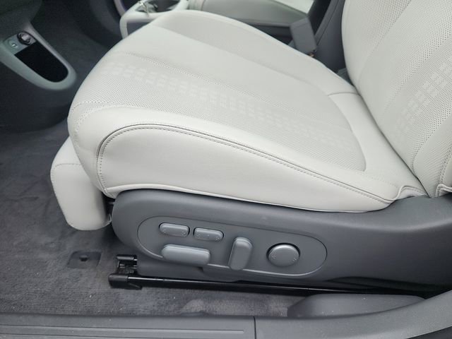Certified 2023 Hyundai Ioniq 5 Limited w/ Cargo Package image 23