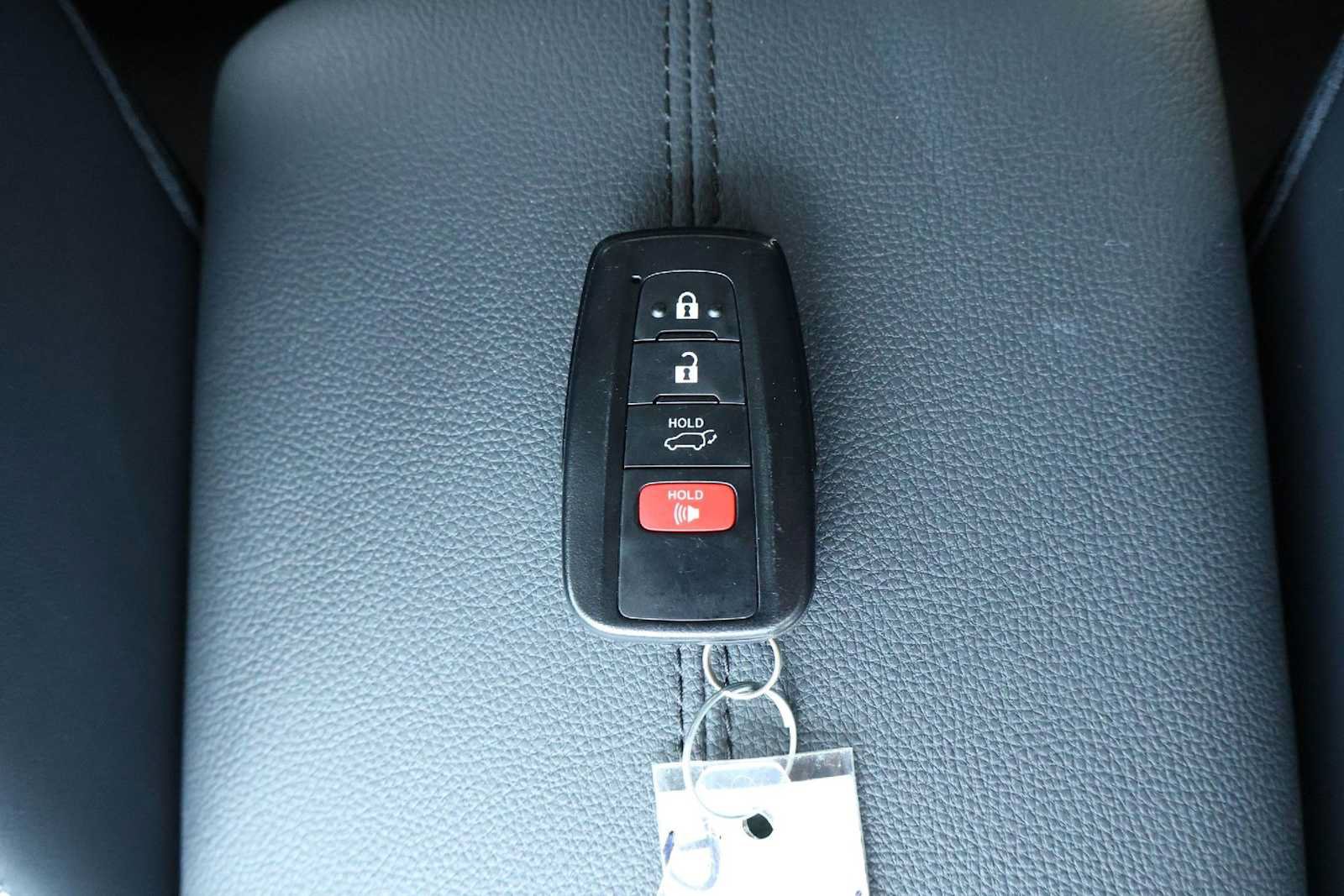 Used 2023 Toyota RAV4 XLE Premium FWD image 20