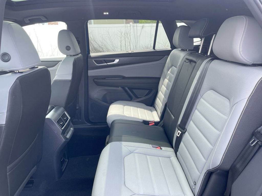 New 2025 Volkswagen Atlas Cross Sport SEL R-Line image 48