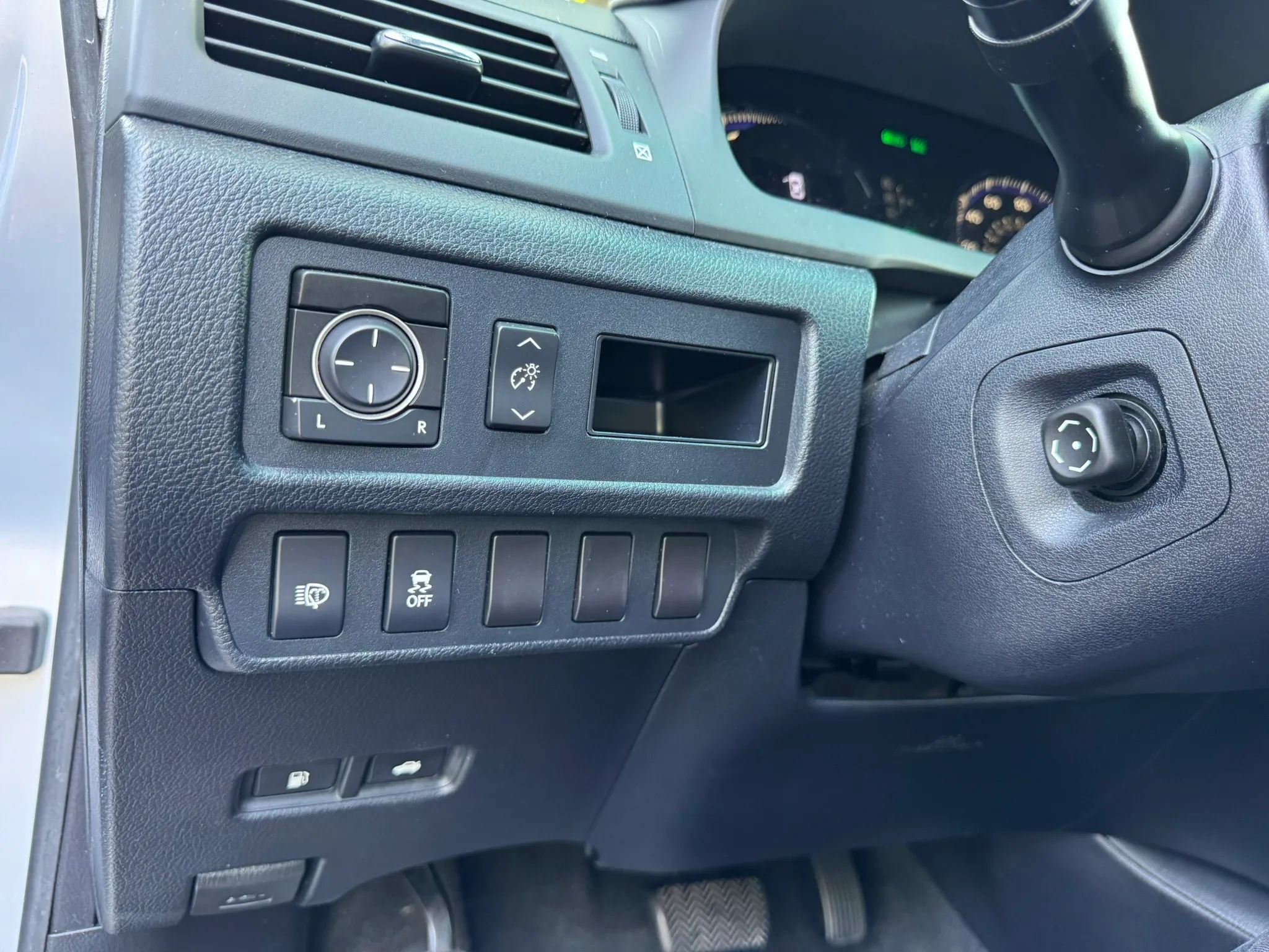 Used 2010 Lexus HS 250h FWD image 22
