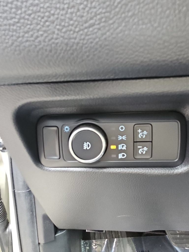 Used 2025 Ford Ranger XLT w/ FX4 Off-Road Package AWD/4WD image 13