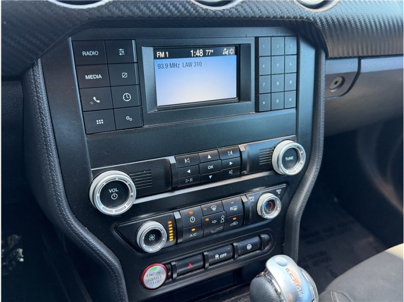 Used 2020 Ford Mustang Coupe RWD image 35