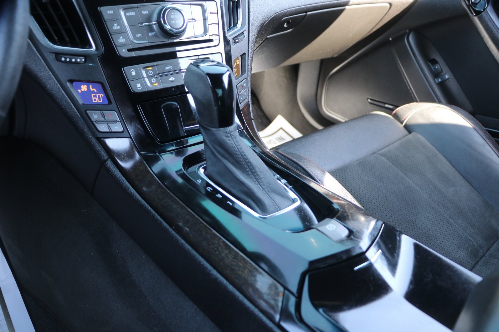 Used 2015 Cadillac CTS V RWD image 23