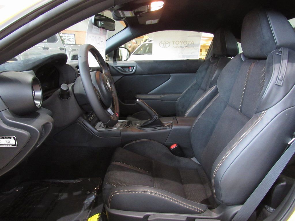 New 2026 Toyota GR86 YUZU Limited image 11