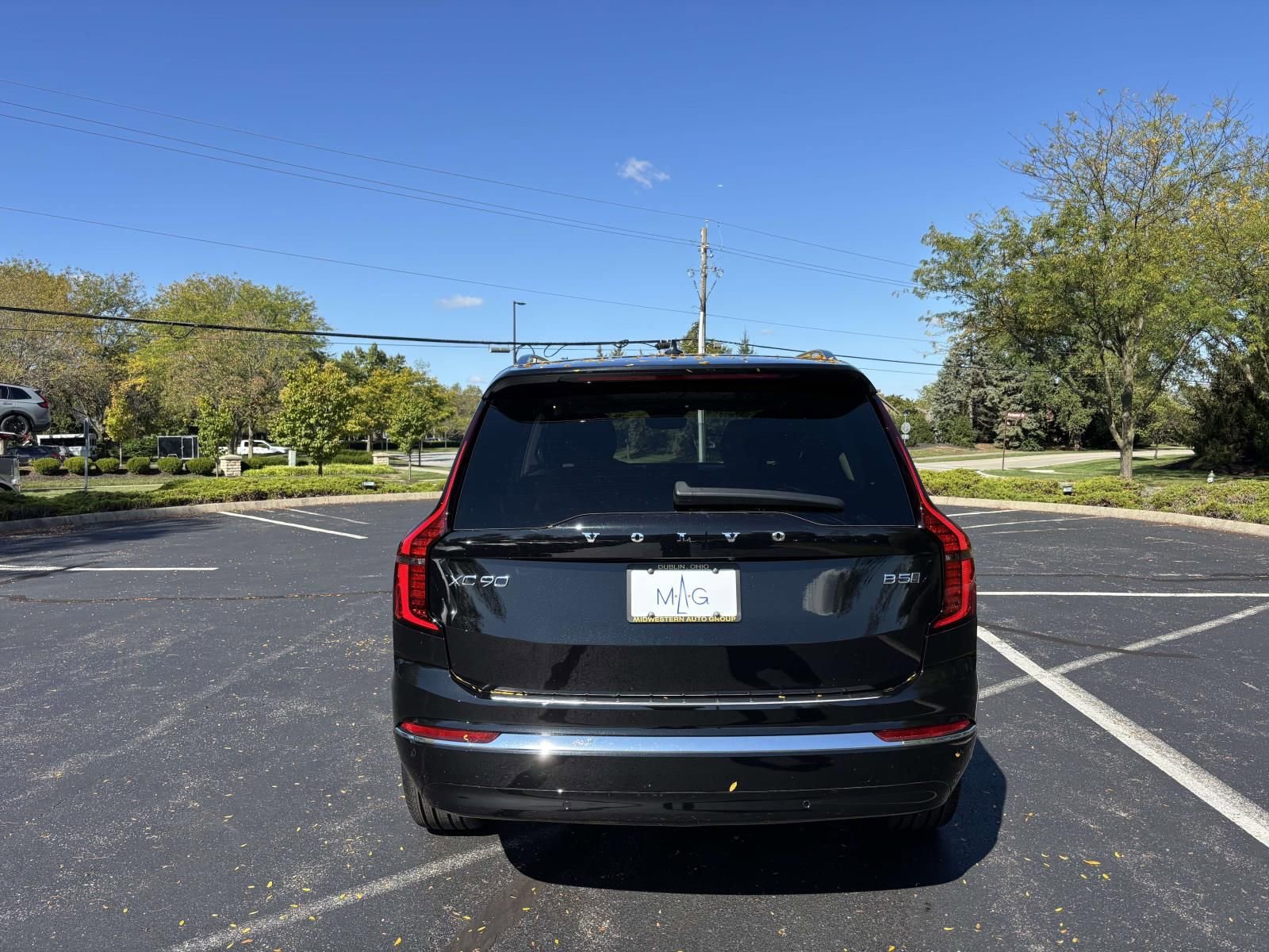 Used 2026 Volvo XC90 B5 Core w/ Protection Package Premier AWD/4WD image 6