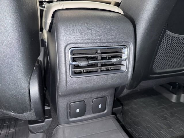 Used 2025 Lincoln Corsair Premiere w/ Equipment Group 101A image 35