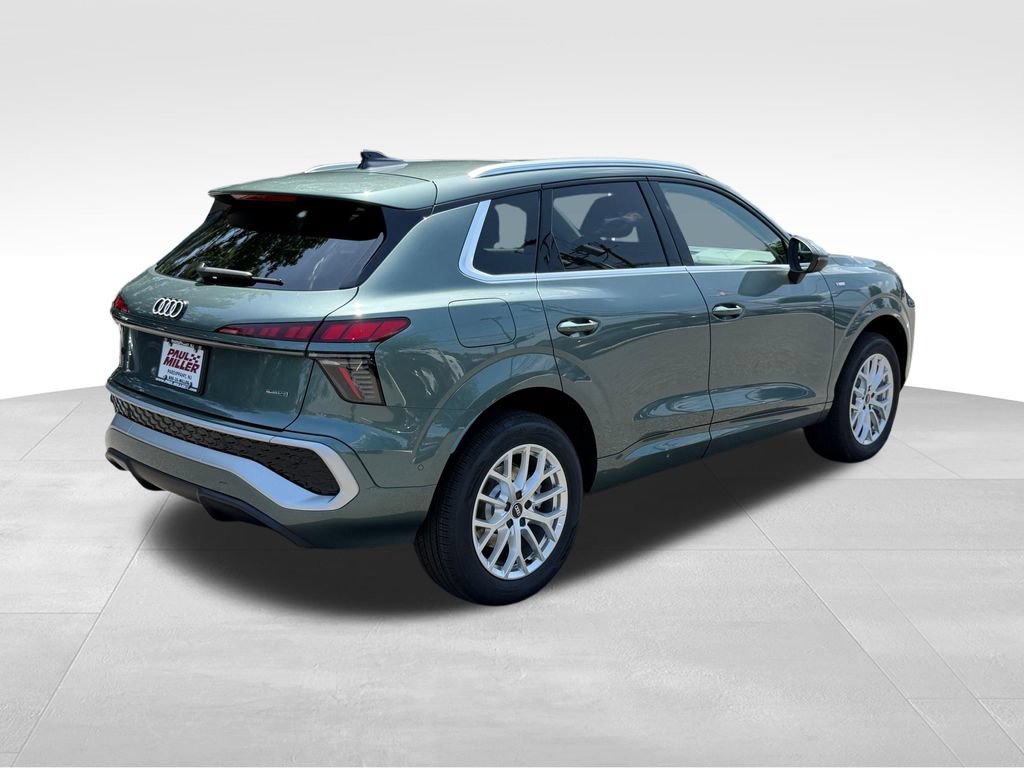 New 2026 Audi Q3 quattro 2.0T AWD/4WD image 7