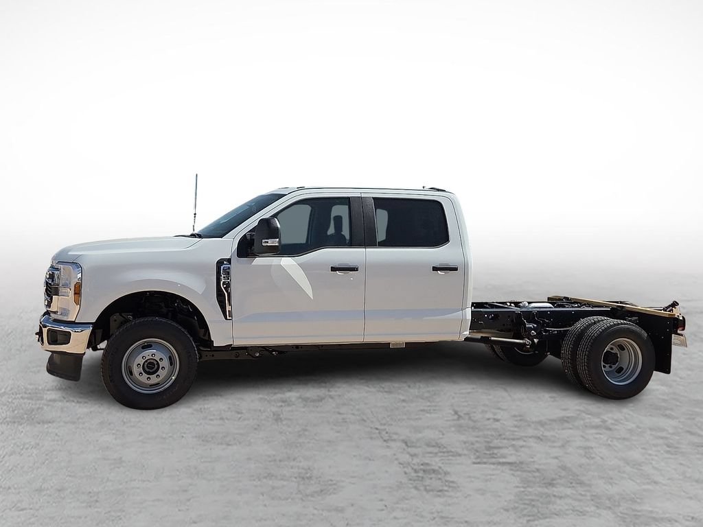 New 2026 Ford F350 XL w/ XL Chrome Package AWD/4WD image 6