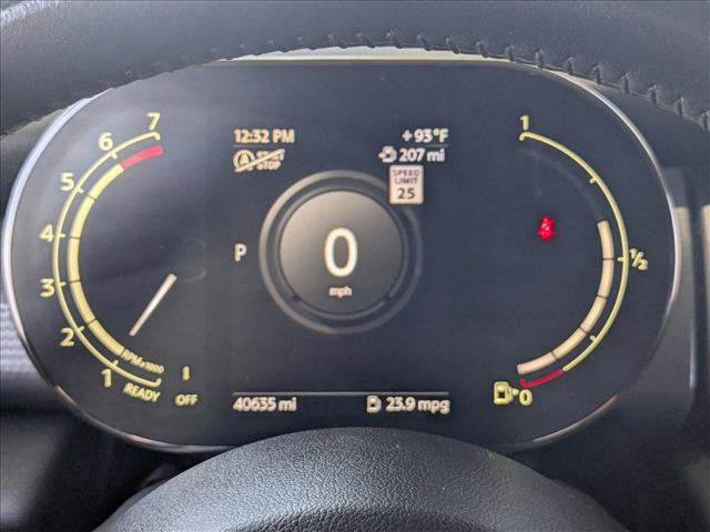 Used 2021 MINI Cooper 2-Door Hardtop w/ 6.5" Touchscreen Package FWD image 11