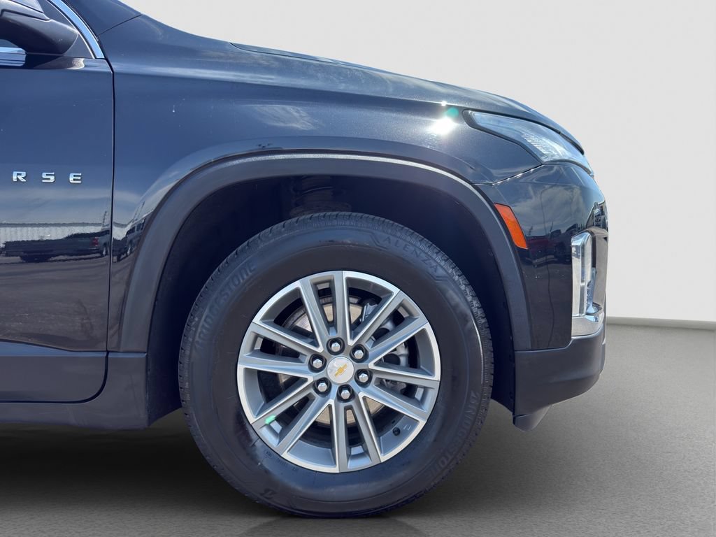 Used 2023 Chevrolet Traverse LT FWD image 19