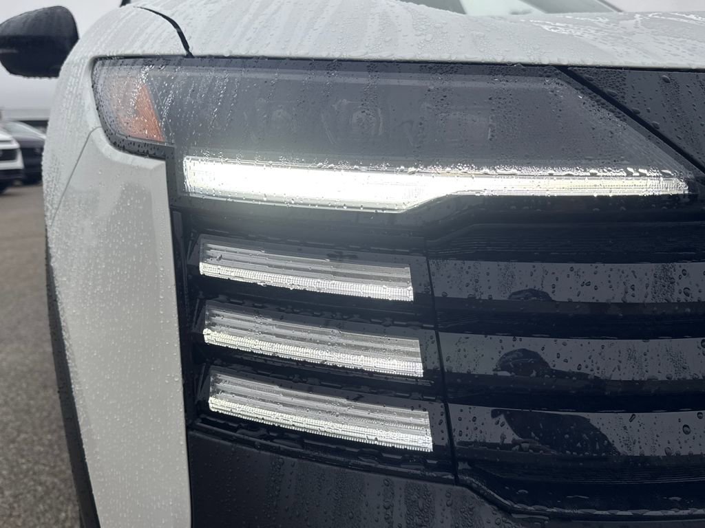 New 2026 Nissan Kicks SR w/ Cold Weather Package image 11