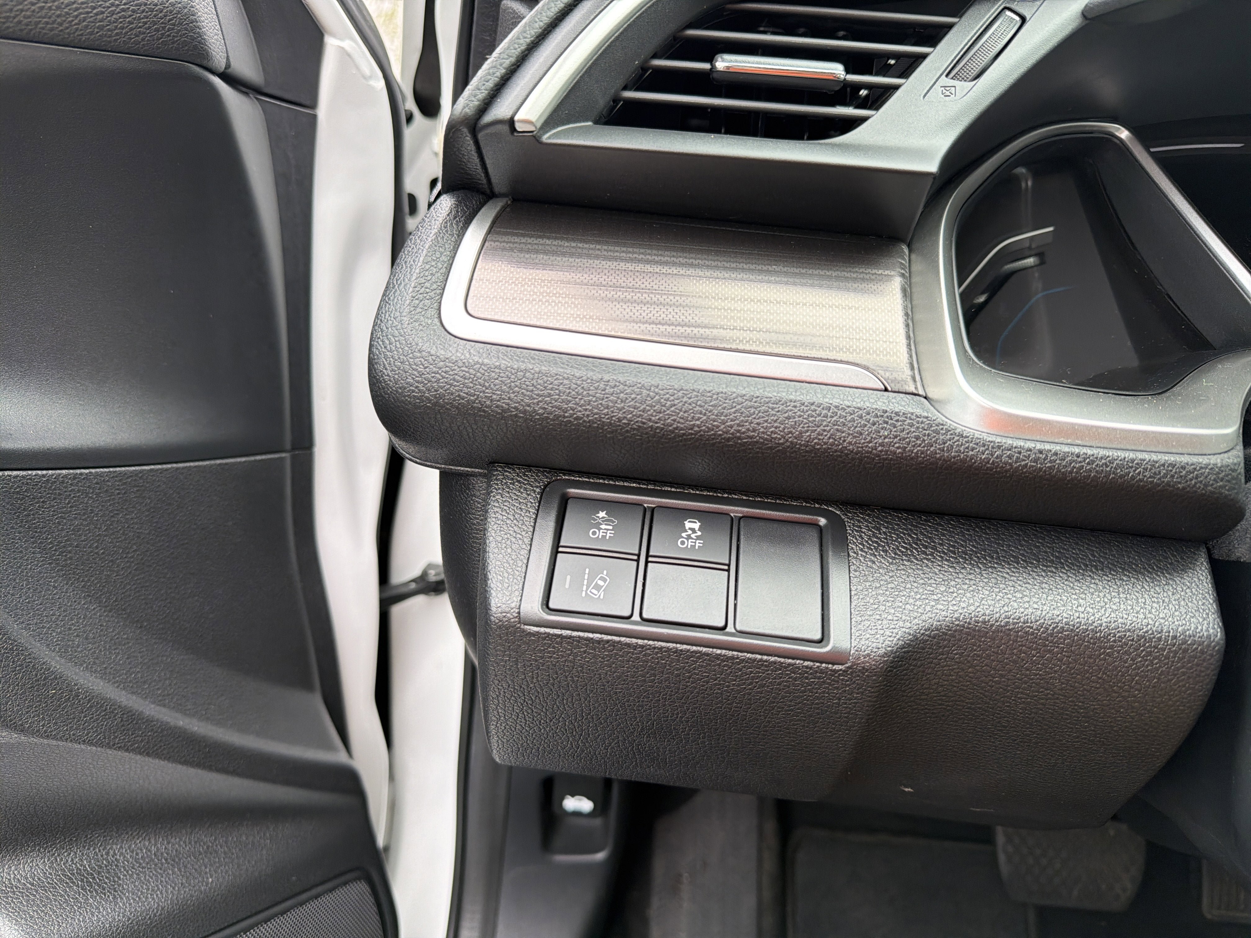 Used 2019 Honda Civic EX image 15