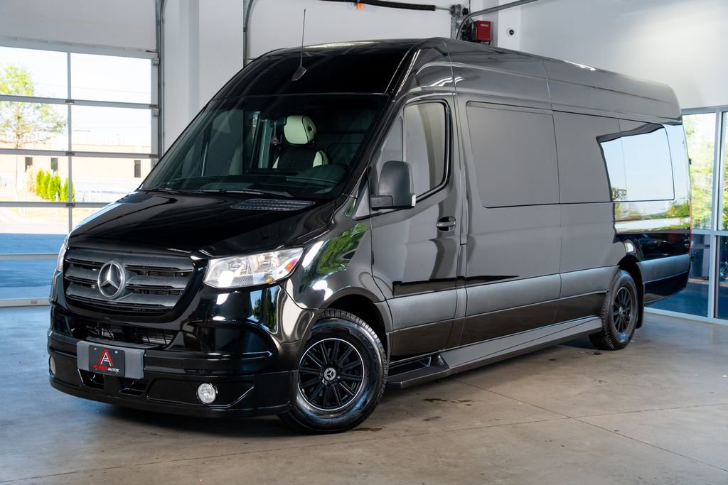Used 2019 Mercedes-Benz Sprinter 170 image 2