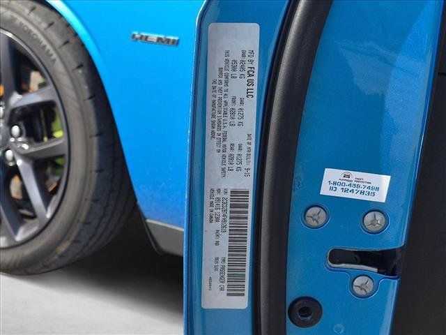 Used 2015 Dodge Challenger R/T Plus RWD image 25