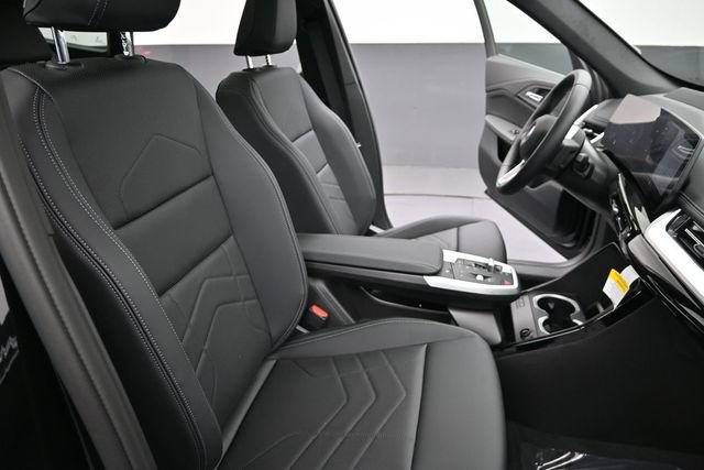 New 2026 BMW X1 xDrive28i w/ Technology Package AWD/4WD image 24
