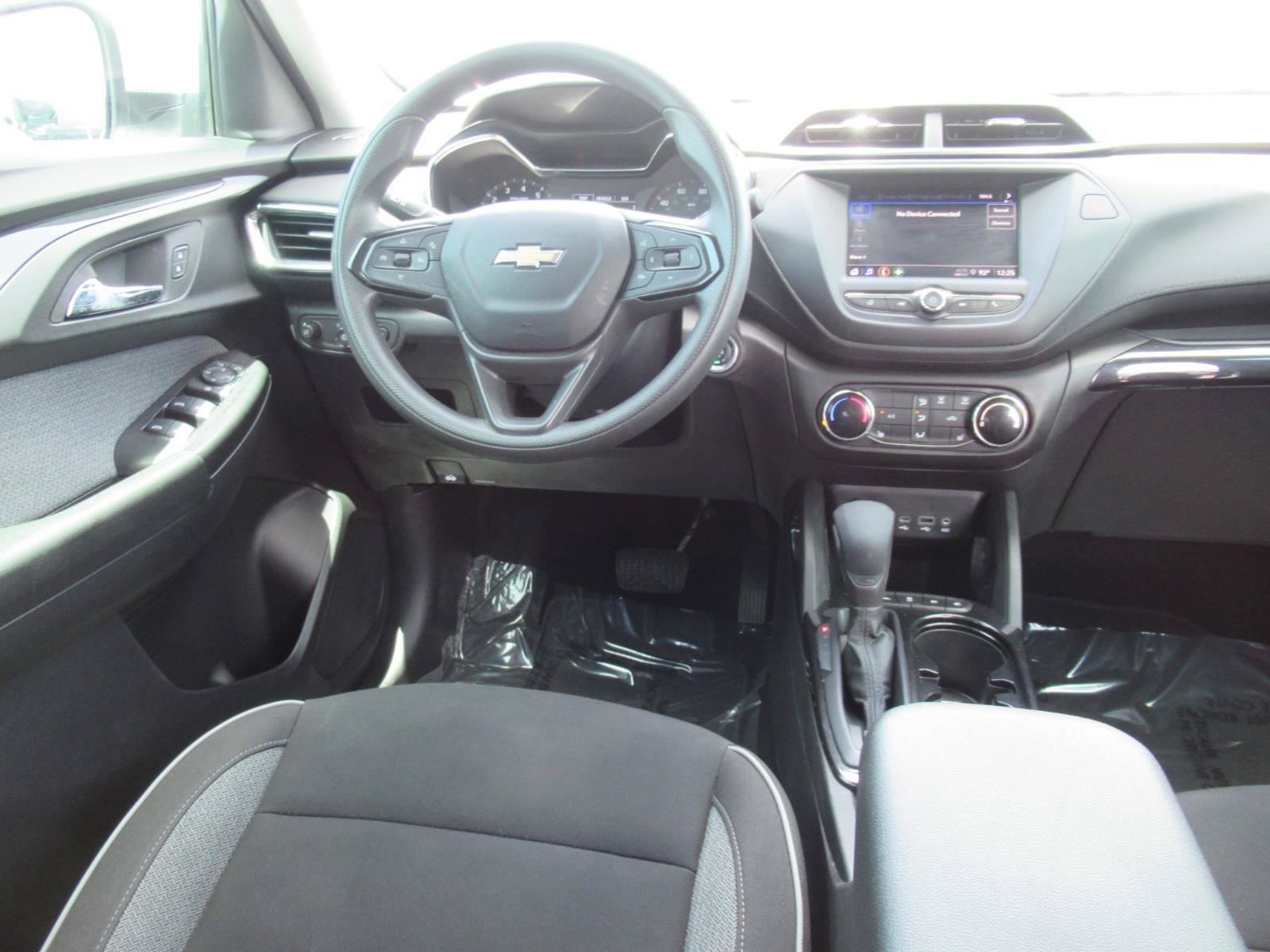 Certified 2023 Chevrolet TrailBlazer LT FWD image 13