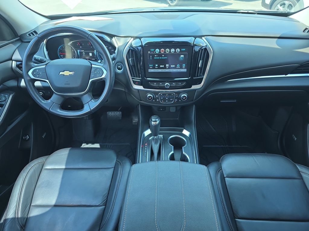 Used 2018 Chevrolet Traverse RS FWD image 15