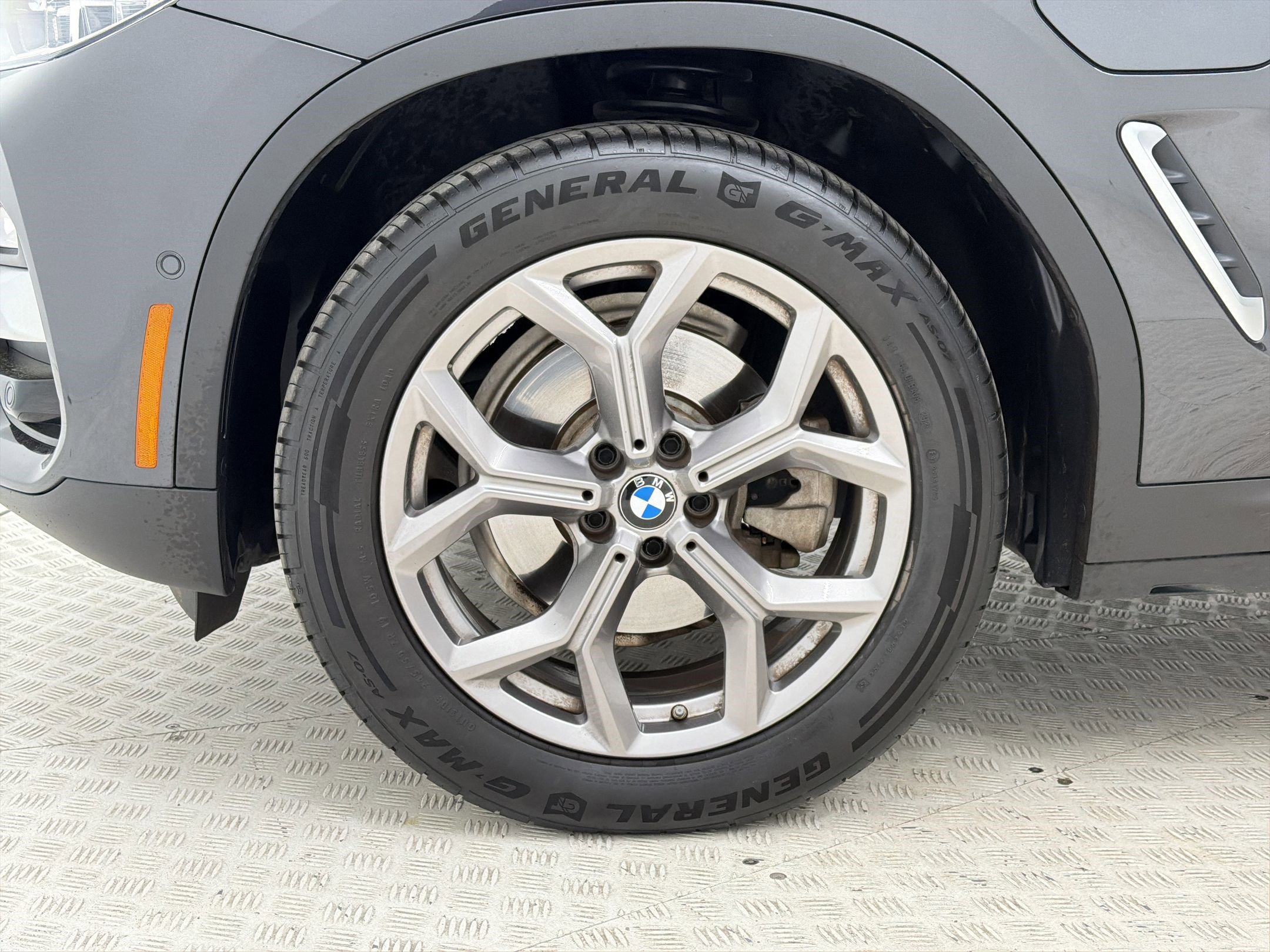 Used 2021 BMW X3 xDrive30e w/ Executive Package image 12