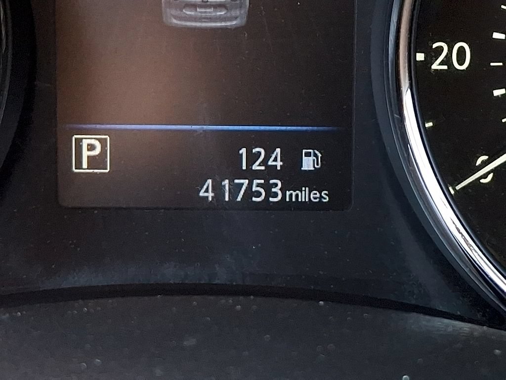 Used 2020 Nissan Rogue SV FWD image 19