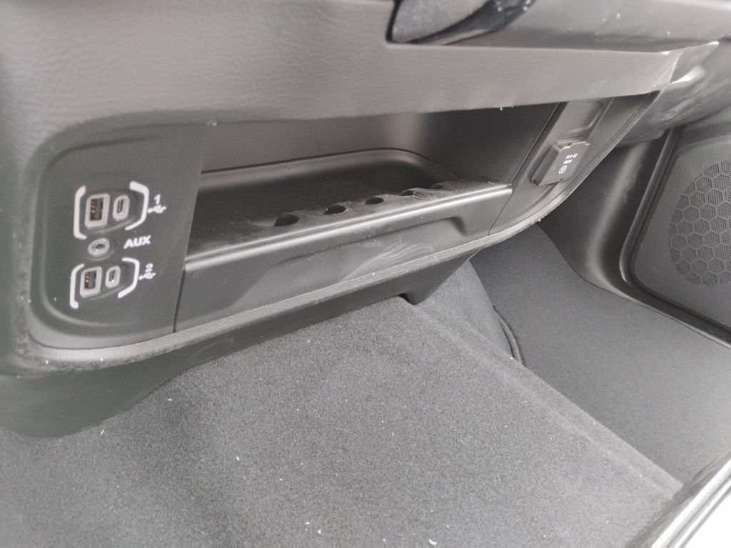 New 2026 RAM 3500 Tradesman AWD/4WD image 28