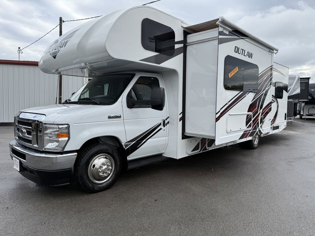 Used 2023 Ford E-450 and Econoline 450 Super Duty w/ Motorhome Prep Package image 31