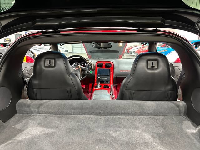 Used 2005 Chevrolet Corvette Coupe w/ Preferred Equipment Group RWD image 23
