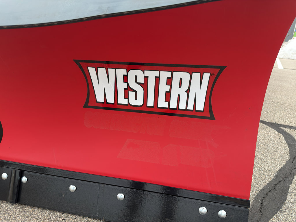 Used 2022 Ford F250 XL w/ Power Equipment Group image 9