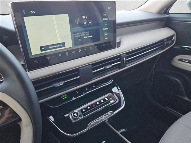 New 2026 Lincoln Corsair Premiere image 11