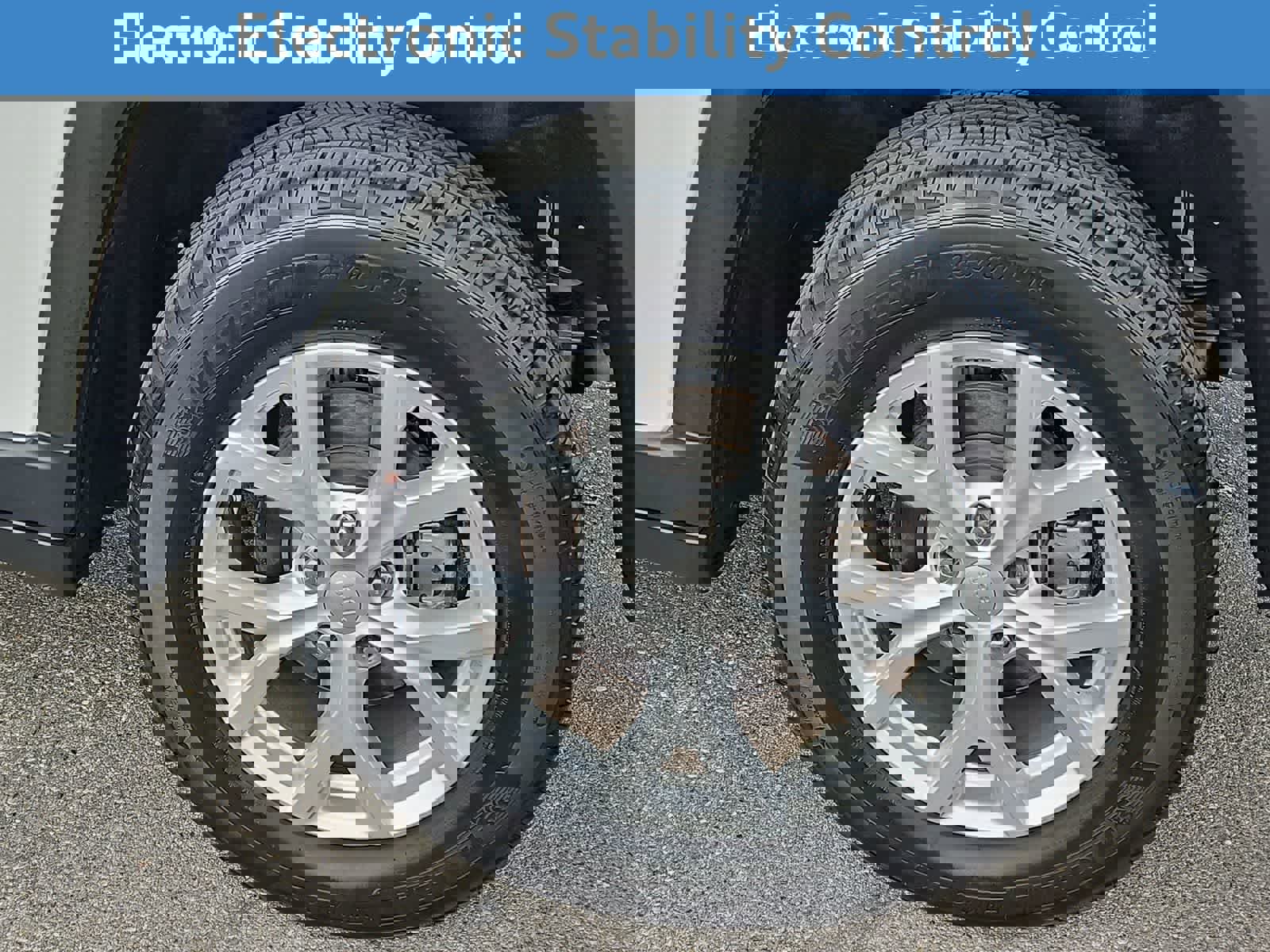 Used 2023 Jeep Grand Cherokee Limited image 15