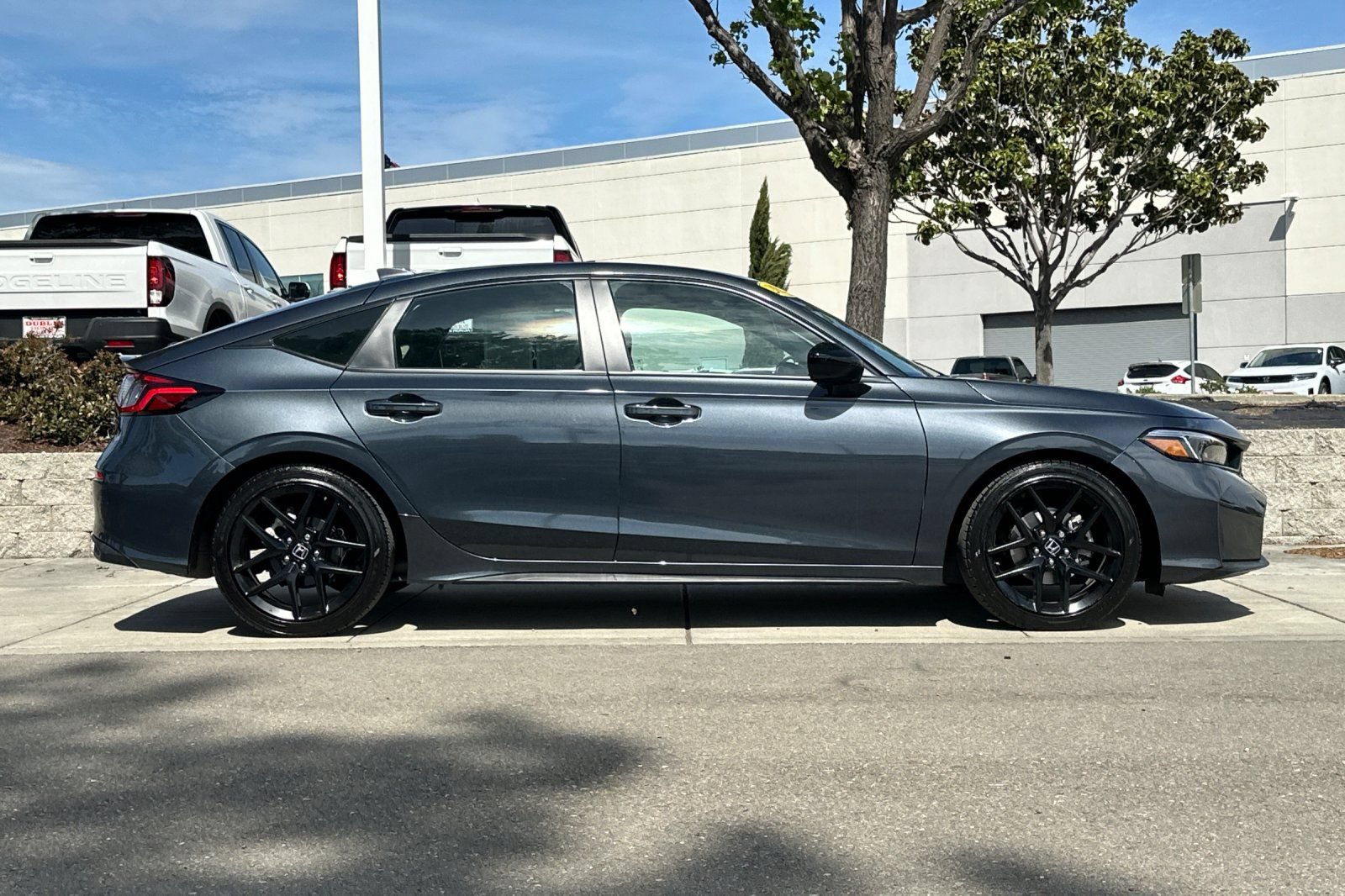 Certified 2025 Honda Civic Sport image 3