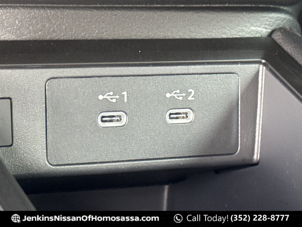 New 2026 Nissan Kicks SR AWD/4WD image 19