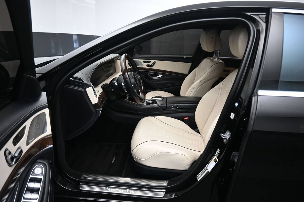 Used 2020 Mercedes-Benz S 450 4MATIC Sedan w/ Premium Package image 13