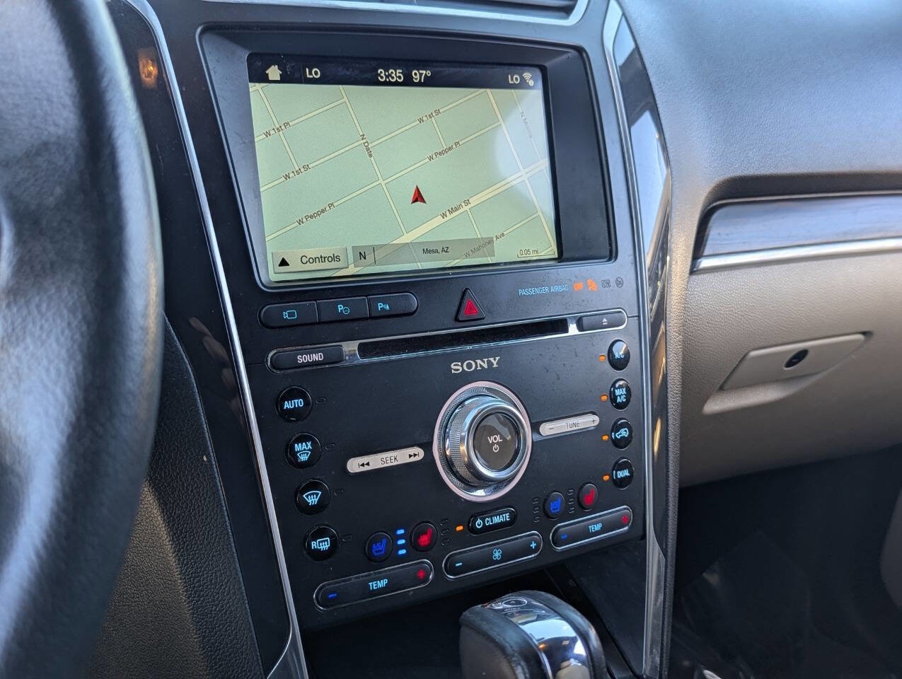 Used 2017 Ford Explorer Limited w/ Equipment Group 301A image 29