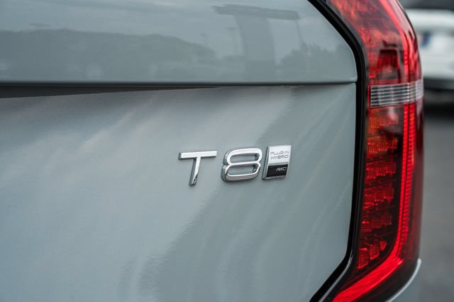 New 2026 Volvo XC90 T8 Plus w/ Protection Package Premier AWD/4WD image 9