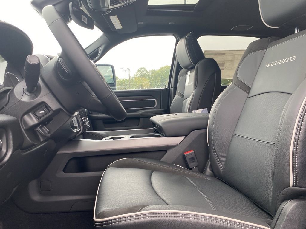 New 2026 RAM 2500 Laramie w/ Sport Appearance Package image 20
