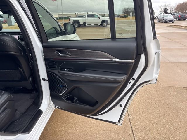 Used 2021 Jeep Grand Cherokee L Overland image 21