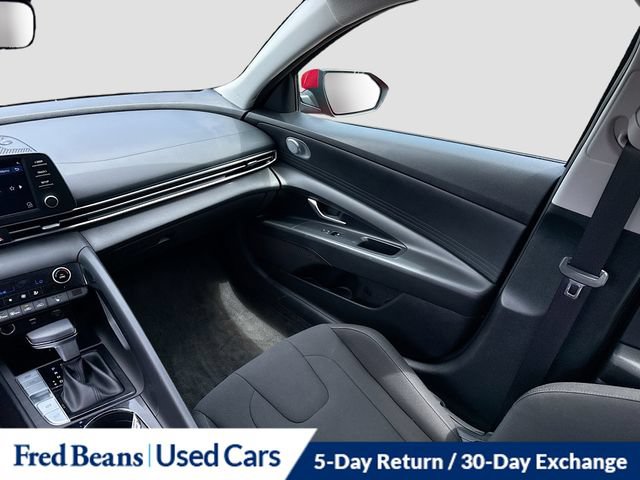Certified 2022 Hyundai Elantra Blue FWD image 29