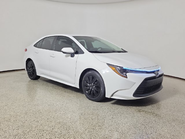 Used 2024 Toyota Corolla LE FWD image 4