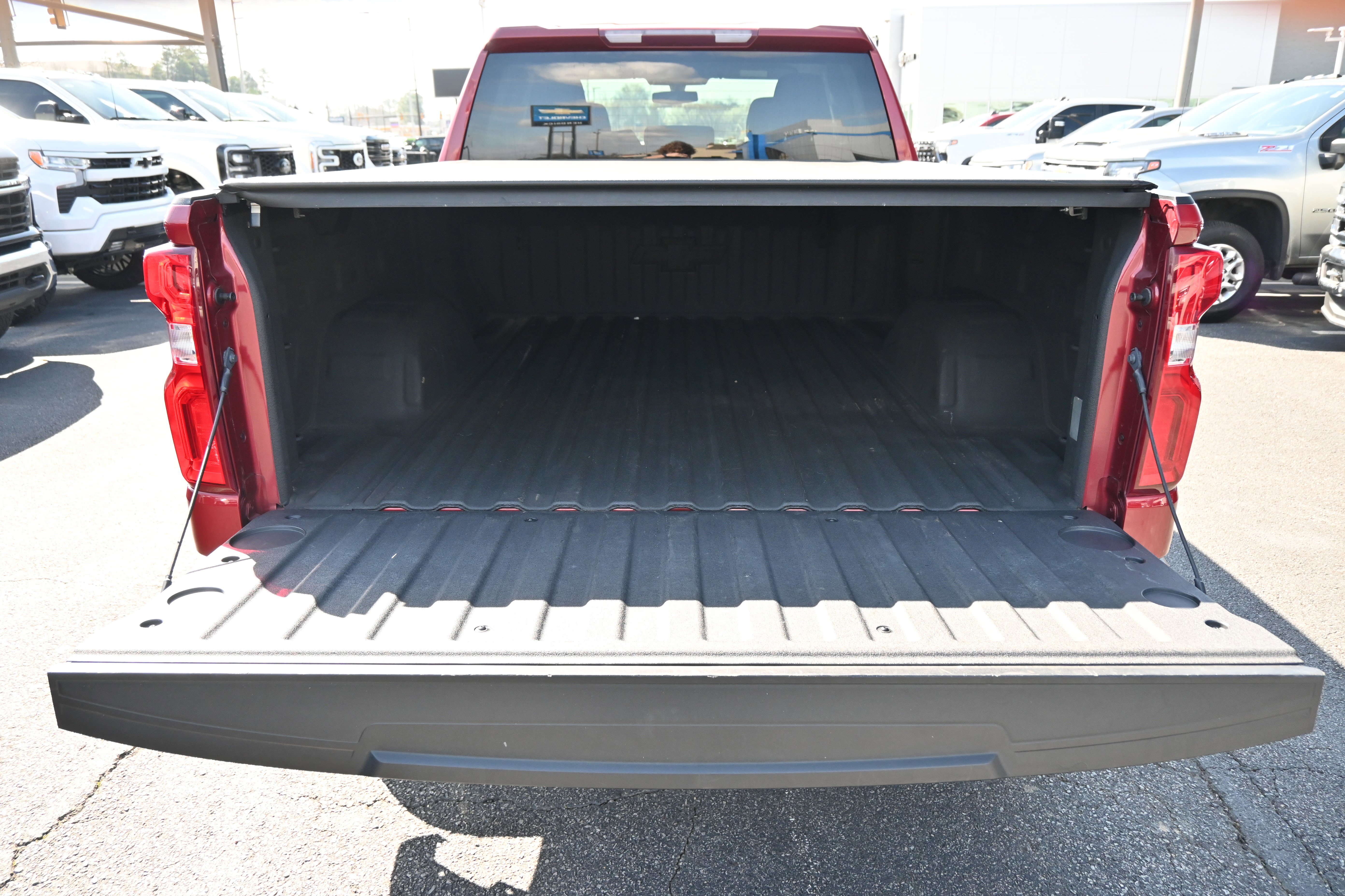 Used 2020 Chevrolet Silverado 1500 Custom w/ Custom Value Package image 13