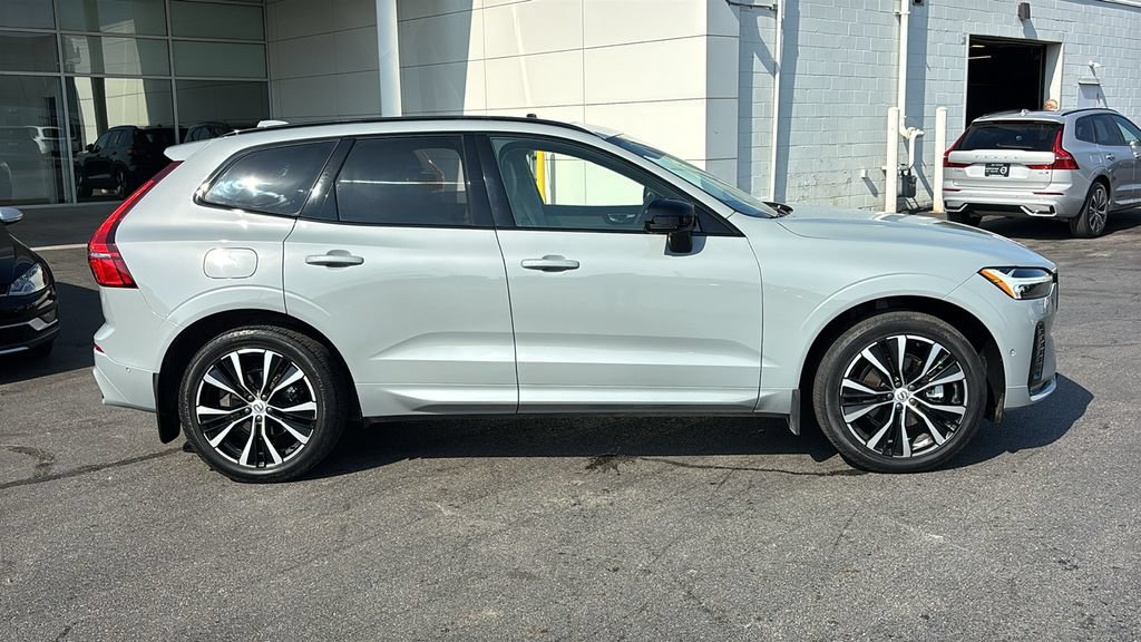 Certified 2025 Volvo XC60 B5 Ultra AWD/4WD image 26