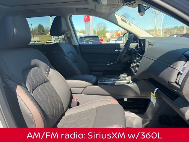 New 2026 Nissan Pathfinder Platinum image 11