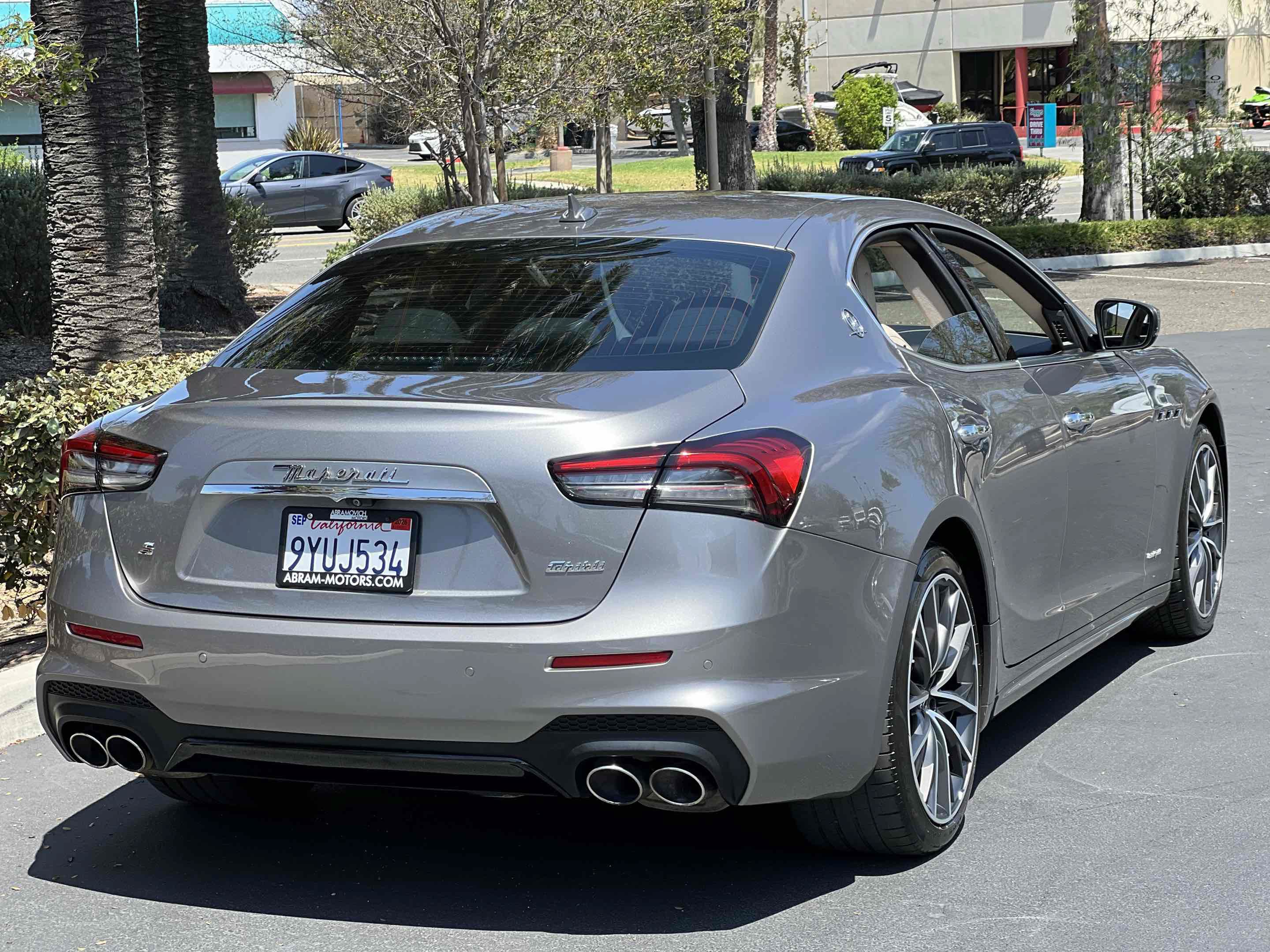 Used 2021 Maserati Ghibli S GranSport RWD image 16