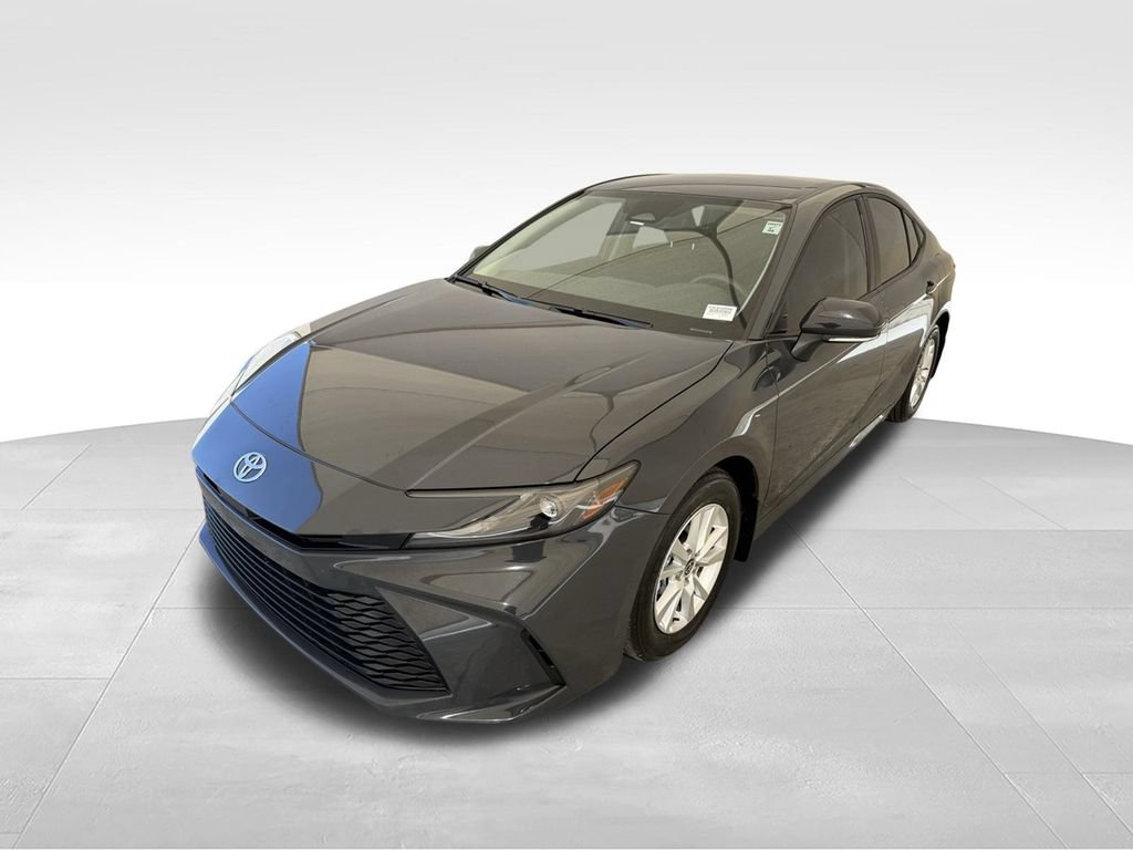 Used 2025 Toyota Camry LE w/ Convenience Package FWD image 9
