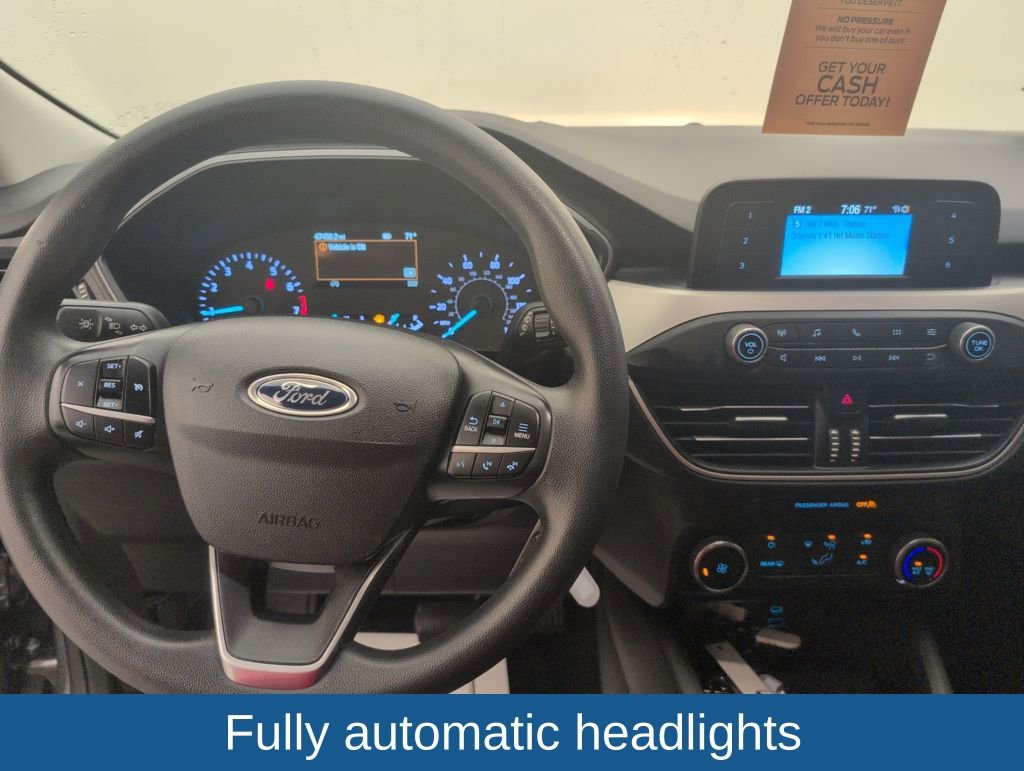Used 2022 Ford Escape S image 20