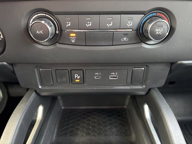 Used 2025 Nissan Frontier SV AWD/4WD image 14