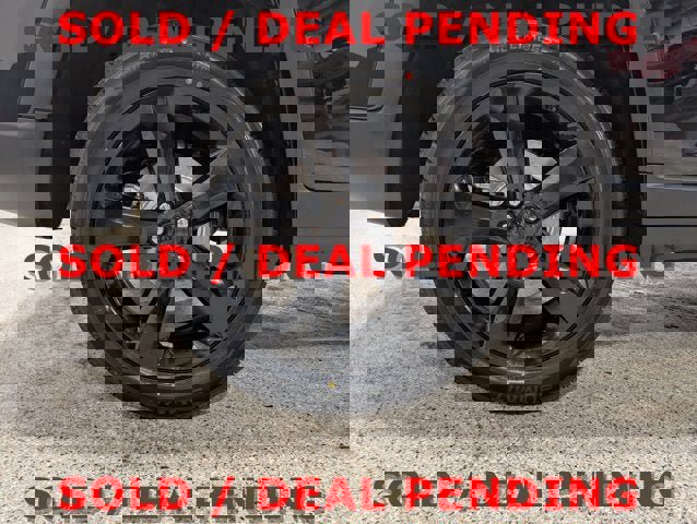 Used 2024 Jeep Grand Cherokee Limited w/ Black Appearance Package image 11