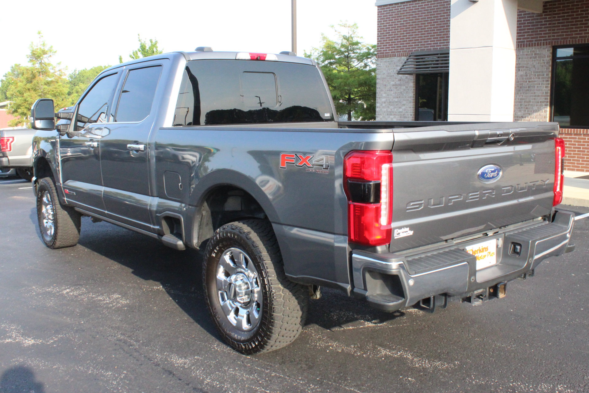 Used 2023 Ford F250 Lariat w/ Lariat Ultimate Package AWD/4WD image 9