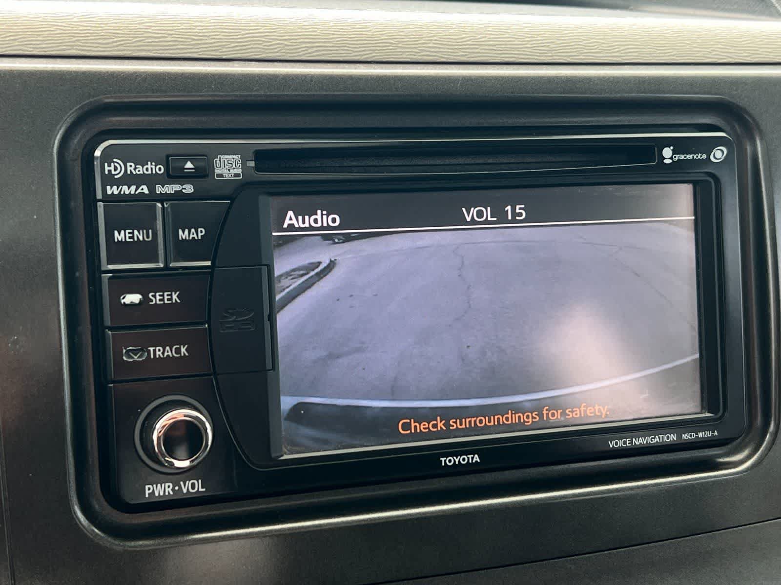 Used 2014 Toyota Sienna SE FWD image 22