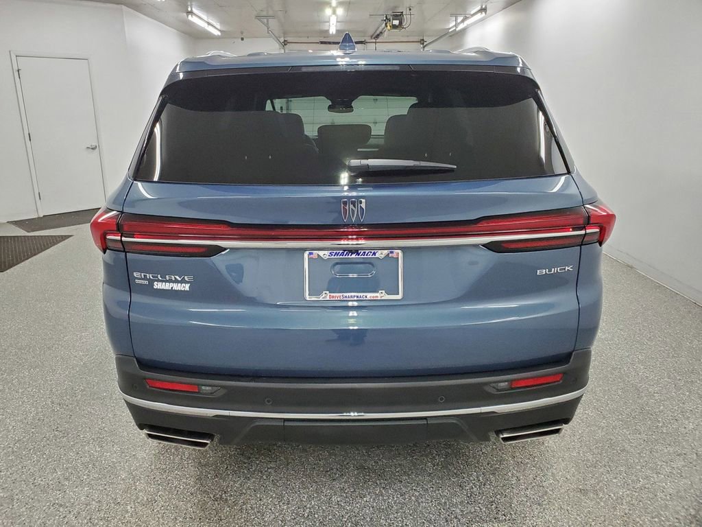 Used 2025 Buick Enclave Preferred image 5